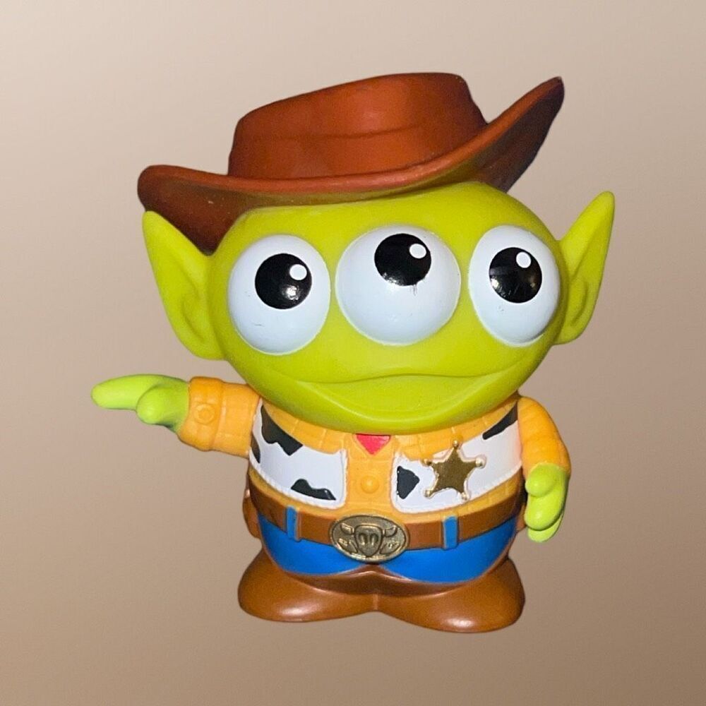 Disney Pixar Toy Story Alien Remix Woody Figure Cowboy 3” B17 - Picture 5 of 5